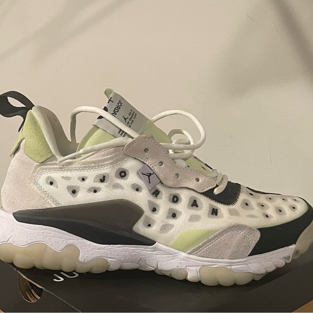 Air deltas